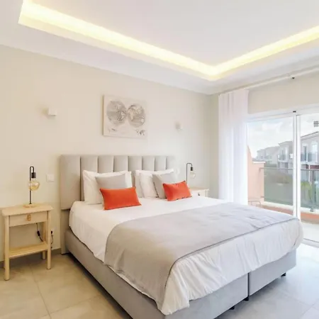 Villa Modern And Beautifully House Lagos